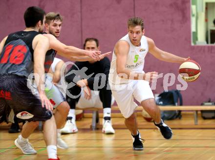 Basketball 2. Bundesliga. Grunddurchgang. 2. Runde. Raiders Villach gegen Basket Flames. Ziga Erculj (Raiders), Christian Kuenstner (Basket Flames). Klagenfurt, am 21.10.2018.
Foto: Kuess
---
pressefotos, pressefotografie, kuess, qs, qspictures, sport, bild, bilder, bilddatenbank