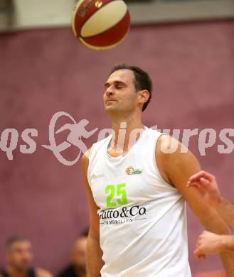 Basketball 2. Bundesliga. Grunddurchgang. 2. Runde. Raiders Villach gegen Basket Flames. Fuad Memcic (Basket Flames). Klagenfurt, am 21.10.2018.
Foto: Kuess
---
pressefotos, pressefotografie, kuess, qs, qspictures, sport, bild, bilder, bilddatenbank