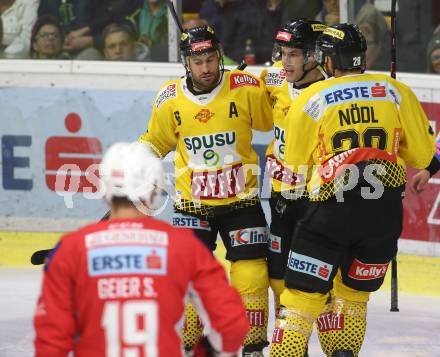 EBEL. Eishockey Bundesliga. KAC gegen spusu Vienna Capitals.  Torjubel Taylor Vause, Rafael Rotter, Andreas Noedl (Vienna Capitals). Klagenfurt, am 26.10.2018.
Foto: Kuess

---
pressefotos, pressefotografie, kuess, qs, qspictures, sport, bild, bilder, bilddatenbank