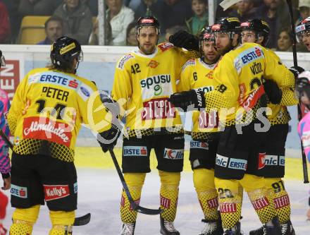 EBEL. Eishockey Bundesliga. KAC gegen spusu Vienna Capitals. Torjubel Taylor Vause, Rafael Rotter, Andreas Noedl, Alex Wall, Patrick Peter (Vienna Capitals). Klagenfurt, am 26.10.2018.
Foto: Kuess

---
pressefotos, pressefotografie, kuess, qs, qspictures, sport, bild, bilder, bilddatenbank