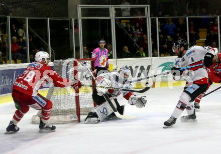 EBEL. Eishockey Bundesliga. KAC gegen HC Orli Znojmo. Mitch Wahl,  (KAC), Teemu Tapio Lassila, Charles Stretch (HC Orli Znojmo). Klagenfurt, am 28.10.2018.
Foto: Kuess

---
pressefotos, pressefotografie, kuess, qs, qspictures, sport, bild, bilder, bilddatenbank