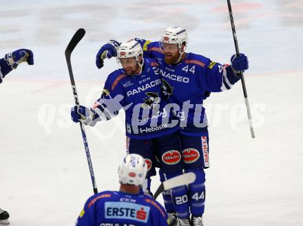 EBEL. Eishockey Bundesliga. EC VSV gegen EHC Liwest Black Wings Linz. Torjubel 	Brunner Nico, Fraser Jamie, (VSV). Villach, am 28.10.2018.
Foto: Kuess 


---
pressefotos, pressefotografie, kuess, qs, qspictures, sport, bild, bilder, bilddatenbank