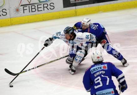EBEL. Eishockey Bundesliga. EC VSV gegen EHC Liwest Black Wings Linz.  DeSantis Jason (VSV), Locke Corey (Linz). Villach, am 28.10.2018.
Foto: Kuess 


---
pressefotos, pressefotografie, kuess, qs, qspictures, sport, bild, bilder, bilddatenbank
