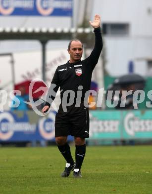 Fussball. Unterliga West. Nussdorf gegen Fuernitz.  Schiedsrichter Thomas Christian Schmautz. Nussdorf, 27.10.2018.
Foto: Kuess
---
pressefotos, pressefotografie, kuess, qs, qspictures, sport, bild, bilder, bilddatenbank