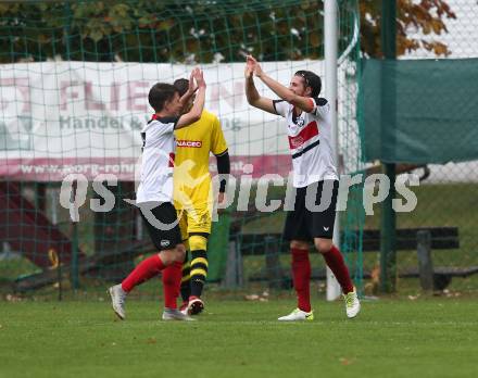 Fussball. Unterliga West. Nussdorf gegen Fuernitz. Torjubel  Dusan Simic, Dominik Tagger (Nussdorf),  (Fuernitz). Nussdorf, 27.10.2018.
Foto: Kuess
---
pressefotos, pressefotografie, kuess, qs, qspictures, sport, bild, bilder, bilddatenbank