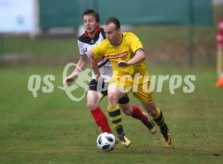 Fussball. Unterliga West. Nussdorf gegen Fuernitz.  Tobias Jeller (Nussdorf),  Osman Osmancevic (Fuernitz). Nussdorf, 27.10.2018.
Foto: Kuess
---
pressefotos, pressefotografie, kuess, qs, qspictures, sport, bild, bilder, bilddatenbank