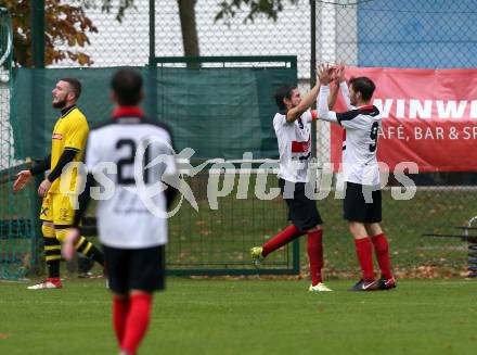 Fussball. Unterliga West. Nussdorf gegen Fuernitz. Torjubel  Dominik Sporer, Dominik Tagger (Nussdorf),  (Fuernitz). Nussdorf, 27.10.2018.
Foto: Kuess
---
pressefotos, pressefotografie, kuess, qs, qspictures, sport, bild, bilder, bilddatenbank