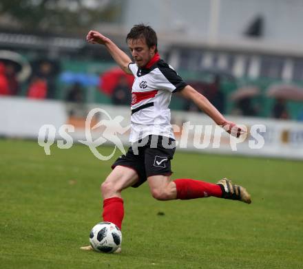 Fussball. Unterliga West. Nussdorf gegen Fuernitz. Tobias Jeller (Nussdorf). Nussdorf, 27.10.2018.
Foto: Kuess
---
pressefotos, pressefotografie, kuess, qs, qspictures, sport, bild, bilder, bilddatenbank
