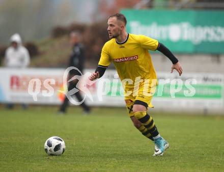 Fussball. Unterliga West. Nussdorf gegen Fuernitz.  Marin Bratic (Fuernitz). Nussdorf, 27.10.2018.
Foto: Kuess
---
pressefotos, pressefotografie, kuess, qs, qspictures, sport, bild, bilder, bilddatenbank