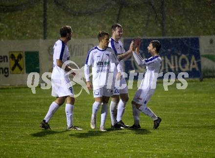 Fussball. Kaerntner Liga. Matrei gegen Treibach. Torjubel Kevin Vaschauner (Treibach). Matrei, 27.10.2018.
Foto: Kuess
---
pressefotos, pressefotografie, kuess, qs, qspictures, sport, bild, bilder, bilddatenbank