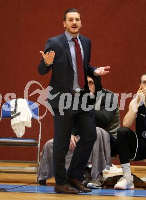 Basketball OEBV Cup. KOS Celovec gegen  BBC Nord Dragonz.   Trainer Dusasn Kozlica  (Nord Dragonz). Klagenfurt, am 1.11.2018.
Foto: Kuess
---
pressefotos, pressefotografie, kuess, qs, qspictures, sport, bild, bilder, bilddatenbank