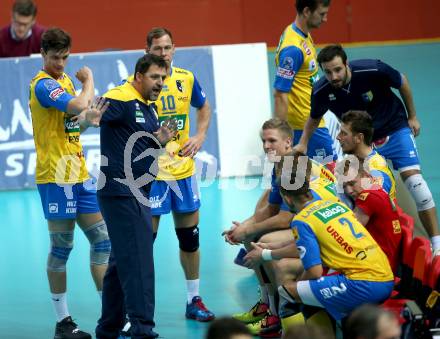 Volleyball Champions League. SK Posojilnica Aich/Dob gegen United Volley Rhein-Main.  Trainer Matjaz Hafner (Aich/Dob). Klagenfurt, am 31.10.2018.
Foto: Kuess
---
pressefotos, pressefotografie, kuess, qs, qspictures, sport, bild, bilder, bilddatenbank