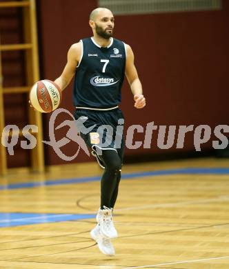 Basketball OEBV Cup. KOS Celovec gegen  BBC Nord Dragonz.  Markus Tamas  (Nord Dragonz). Klagenfurt, am 1.11.2018.
Foto: Kuess
---
pressefotos, pressefotografie, kuess, qs, qspictures, sport, bild, bilder, bilddatenbank