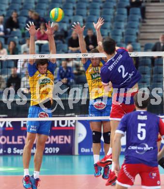 Volleyball Champions League. SK Posojilnica Aich/Dob gegen United Volley Rhein-Main.  Michal Hruska, Nejc Pusnik (Aich/Dob). Klagenfurt, am 31.10.2018.
Foto: Kuess
---
pressefotos, pressefotografie, kuess, qs, qspictures, sport, bild, bilder, bilddatenbank