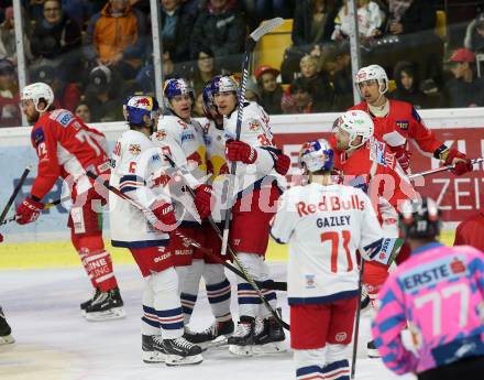 EBEL. Eishockey Bundesliga. KAC gegen EC Red Bull Salzburg.  Torjubel Schiechl Michael, Hochkofler Peter, Trattnig Matthias, Pallestrang Alexander  (Salzburg). Klagenfurt, am 2.11.2018.
Foto: Kuess

---
pressefotos, pressefotografie, kuess, qs, qspictures, sport, bild, bilder, bilddatenbank