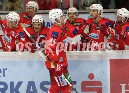 EBEL. Eishockey Bundesliga. KAC gegen EC Red Bull Salzburg.  Torjubel Adam Comrie (KAC). Klagenfurt, am 2.11.2018.
Foto: Kuess

---
pressefotos, pressefotografie, kuess, qs, qspictures, sport, bild, bilder, bilddatenbank