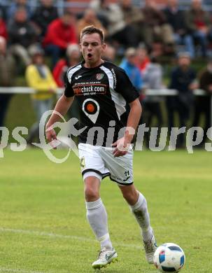 Fussball. Kaerntner Liga. Gmuend gegen Ferlach Atus. Kevin Matthias Winkler (Gmuend). Gmuend, 3.11.2018.
Foto: Kuess   
---
pressefotos, pressefotografie, kuess, qs, qspictures, sport, bild, bilder, bilddatenbank