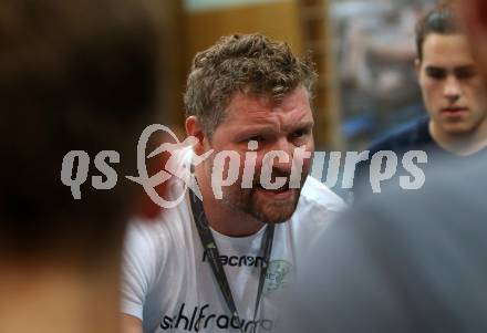 Handball Bundesliga. Schlafraum.at Kaernten gegen HSG Remus Baernbach/Koeflach.  Trainer Rok Praznik (Schlafraum.at). Klagenfurt, am 3.11.2018.
Foto: Kuess
---
pressefotos, pressefotografie, kuess, qs, qspictures, sport, bild, bilder, bilddatenbank