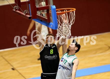 Basketball 2. Bundesliga. Grunddurchgang 4. Runde. KOS Celovec gegen  Basket Flames. Volkan Oezdemir  (KOS), Dragisa  Najdanovic (Basket Flames). Klagenfurt, am 4.11.2018.
Foto: Kuess
---
pressefotos, pressefotografie, kuess, qs, qspictures, sport, bild, bilder, bilddatenbank