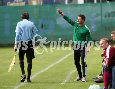 Fussball. Kaerntner Liga. Gmuend gegen Ferlach Atus. Trainer 	Hannes Truskaller (Gmuend). Gmuend, 3.11.2018.
Foto: Kuess   
---
pressefotos, pressefotografie, kuess, qs, qspictures, sport, bild, bilder, bilddatenbank