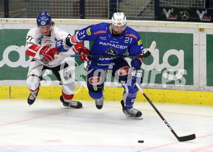 EBEL. Eishockey Bundesliga. EC VSV gegen HC TWK Innsbruck. Matthew Pelech, (VSV), Philipp Lindner (Innsbruck). Villach, am 4.11.2018.
Foto: Kuess 


---
pressefotos, pressefotografie, kuess, qs, qspictures, sport, bild, bilder, bilddatenbank