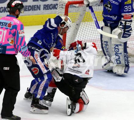 EBEL. Eishockey Bundesliga. EC VSV gegen HC TWK Innsbruck. Nicolas Petrik,  (VSV), Mario Lamoureux (Innsbruck). Villach, am 4.11.2018.
Foto: Kuess 


---
pressefotos, pressefotografie, kuess, qs, qspictures, sport, bild, bilder, bilddatenbank