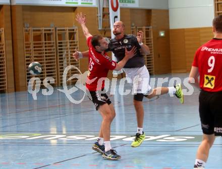 Handball Bundesliga. Schlafraum.at Kaernten gegen HSG Remus Baernbach/Koeflach.  Leopold Wagner, (Schlafraum.at),  Milos Djurdjevic  (Baernbach/Koeflach). Klagenfurt, am 3.11.2018.
Foto: Kuess
---
pressefotos, pressefotografie, kuess, qs, qspictures, sport, bild, bilder, bilddatenbank