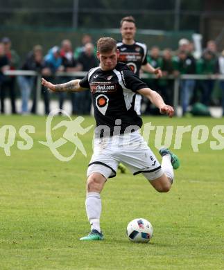 Fussball. Kaerntner Liga. Gmuend gegen Ferlach Atus.  Domenik Steiner (Gmuend). Gmuend, 3.11.2018.
Foto: Kuess   
---
pressefotos, pressefotografie, kuess, qs, qspictures, sport, bild, bilder, bilddatenbank
