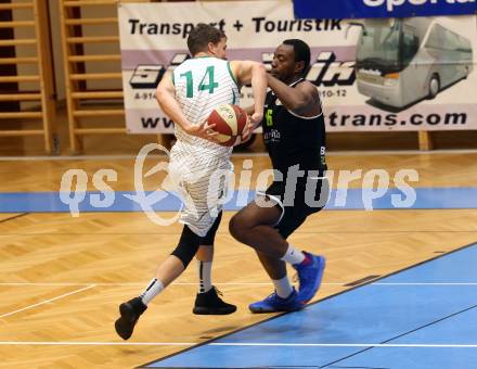 Basketball 2. Bundesliga. Grunddurchgang 4. Runde. KOS Celovec gegen  Basket Flames. Lovro Fizuleto  (KOS), Maximilian Misangumukini, (Basket Flames). Klagenfurt, am 4.11.2018.
Foto: Kuess
---
pressefotos, pressefotografie, kuess, qs, qspictures, sport, bild, bilder, bilddatenbank