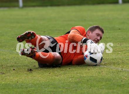 Fussball. Kaerntner Liga. Gmuend gegen Ferlach Atus.  Patrick Christian Boeck (Ferlach). Gmuend, 3.11.2018.
Foto: Kuess   
---
pressefotos, pressefotografie, kuess, qs, qspictures, sport, bild, bilder, bilddatenbank