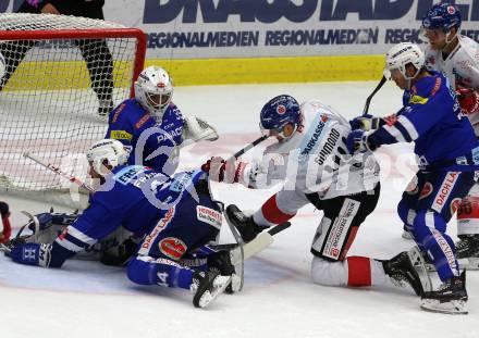 EBEL. Eishockey Bundesliga. EC VSV gegen HC TWK Innsbruck. Jamie Fraser, Dan Bakala, Jason Desantis,  (VSV), Sacha Guimond (Innsbruck). Villach, am 4.11.2018.
Foto: Kuess 


---
pressefotos, pressefotografie, kuess, qs, qspictures, sport, bild, bilder, bilddatenbank