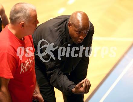 Basketball 2. Bundesliga. Grunddurchgang 4. Runde. KOS Celovec gegen  Basket Flames. Co Trainer Renaldo O ÂÂNeal (Basket Flames). Klagenfurt, am 4.11.2018.
Foto: Kuess
---
pressefotos, pressefotografie, kuess, qs, qspictures, sport, bild, bilder, bilddatenbank