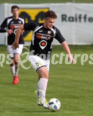 Fussball. Kaerntner Liga. Gmuend gegen Ferlach Atus. Marcel Rudolf Schoenherr (Gmuend). Gmuend, 3.11.2018.
Foto: Kuess   
---
pressefotos, pressefotografie, kuess, qs, qspictures, sport, bild, bilder, bilddatenbank