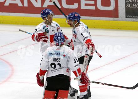 EBEL. Eishockey Bundesliga. EC VSV gegen HC TWK Innsbruck. Torjubel Andrew Michael Yogan, John Lammers, Nicholas Ross (Innsbruck). Villach, am 4.11.2018.
Foto: Kuess 


---
pressefotos, pressefotografie, kuess, qs, qspictures, sport, bild, bilder, bilddatenbank