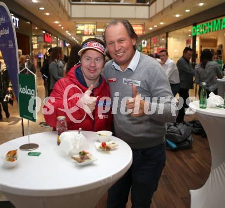 Kaernten Sport. Sportlermeeting.   Alexander Radin , Wolfgang Dabernig, . City Arkaden, Klagenfurt, am 7.11.2018.
Foto: Kuess
---
pressefotos, pressefotografie, kuess, qs, qspictures, sport, bild, bilder, bilddatenbank