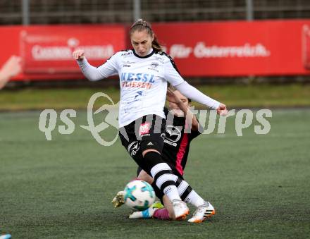 Fussball. Frauen 2. Liga Ost/Sued. Carinthians Spittal gegen SG Magdalensberg. Nicole Dominique Gatternig  (Carinthians Spittal), Julia Egger (SG Magdalensberg). Spittal, 3.11.2018.
Foto: Kuess
---
pressefotos, pressefotografie, kuess, qs, qspictures, sport, bild, bilder, bilddatenbank