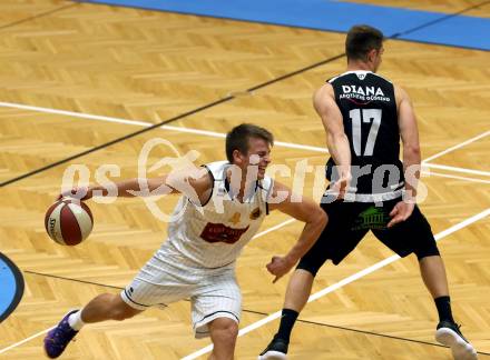 Basketball 2. Bundesliga. Grunddurchgang 6. Runde. Woerthersee Piraten gegen Jennersdorf Blackbirds.  Keric Elvis (Woerthersee Piraten), Luka Gaspar (jennersdorf). Klagenfurt, am 10.11.2018.
Foto: Kuess
---
pressefotos, pressefotografie, kuess, qs, qspictures, sport, bild, bilder, bilddatenbank