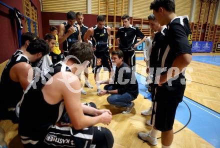 Basketball 2. Bundesliga. Grunddurchgang 6. Runde. Woerthersee Piraten gegen Jennersdorf Blackbirds.   Trainer Daniel Muellner (Jennersdorf). Klagenfurt, am 10.11.2018.
Foto: Kuess
---
pressefotos, pressefotografie, kuess, qs, qspictures, sport, bild, bilder, bilddatenbank