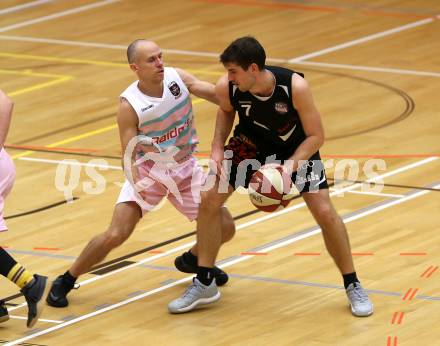 Basketball 2. Bundesliga. Grunddurchgang 6. Runde. Raiders Villach gegen BK Mattersburg Rocks.  Luka Trpin (Villach), Marko Soldo (Mattersburg). Klagenfurt, am 10.11.2018.
Foto: Kuess
---
pressefotos, pressefotografie, kuess, qs, qspictures, sport, bild, bilder, bilddatenbank