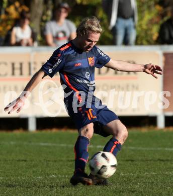 Fussball Kaerntner Liga KAC 1909 gegen Woelfnitz.  David Tamegger  (Woelfnitz). Klagenfurt, am 10.11.2018.
Foto: Kuess
---
pressefotos, pressefotografie, kuess, qs, qspictures, sport, bild, bilder, bilddatenbank