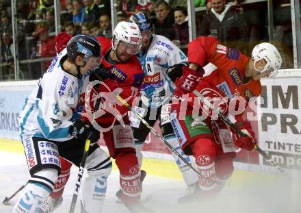 EBEL. Eishockey Bundesliga. KAC gegen EHC Liwest Black Wings Linz. Siim Liivik, Marco Richter,  (KAC), Marco Brucker, Mario Altmann (Linz). Klagenfurt, am 13.11.2018.
Foto: Kuess

---
pressefotos, pressefotografie, kuess, qs, qspictures, sport, bild, bilder, bilddatenbank