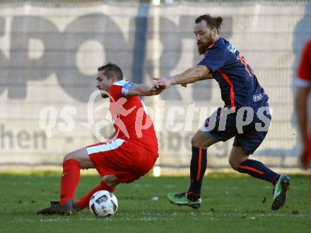 Fussball Kaerntner Liga KAC 1909 gegen Woelfnitz. Manuel Wallner,  (KAC),   Mattias Sereinig (Woelfnitz). Klagenfurt, am 10.11.2018.
Foto: Kuess
---
pressefotos, pressefotografie, kuess, qs, qspictures, sport, bild, bilder, bilddatenbank