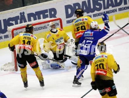 EBEL. Eishockey Bundesliga. EC VSV gegen Vienna Capitals. Torjubel 	Lanzinger Benjamin, (VSV). Villach, am 16.11.2018.
Foto: Kuess 


---
pressefotos, pressefotografie, kuess, qs, qspictures, sport, bild, bilder, bilddatenbank