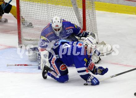 EBEL. Eishockey Bundesliga. EC VSV gegen Vienna Capitals. 	Fraser Jamie, 	Bakala Dan (VSV). Villach, am 16.11.2018.
Foto: Kuess 


---
pressefotos, pressefotografie, kuess, qs, qspictures, sport, bild, bilder, bilddatenbank