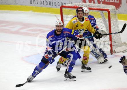 EBEL. Eishockey Bundesliga. EC VSV gegen Vienna Capitals. Pelech Matthew, Bakala Dan, (VSV), 	Nissner Benjamin (Vienna Capitals). Villach, am 16.11.2018.
Foto: Kuess 


---
pressefotos, pressefotografie, kuess, qs, qspictures, sport, bild, bilder, bilddatenbank