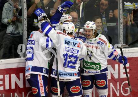 EBEL. Eishockey Bundesliga. KAC gegen VSV.  Torjubel Felix Maxa, Markus Schlacher, Nikolas Petrik, Benjamin Lanzinger (VSV). Klagenfurt, am 13.11.2018.
Foto: Kuess

---
pressefotos, pressefotografie, kuess, qs, qspictures, sport, bild, bilder, bilddatenbank