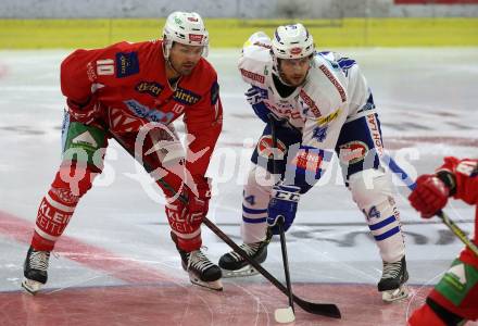 EBEL. Eishockey Bundesliga. KAC gegen VSV. Andrew Jacob Kozek,  (KAC),  Kevin Goumas (VSV). Klagenfurt, am 13.11.2018.
Foto: Kuess

---
pressefotos, pressefotografie, kuess, qs, qspictures, sport, bild, bilder, bilddatenbank