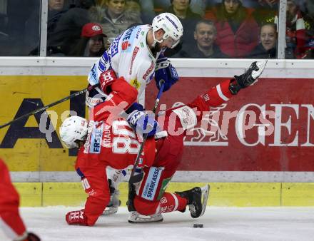 EBEL. Eishockey Bundesliga. KAC gegen VSV. Nikolaus Kraus,   (KAC),  Matthew Pelech (VSV). Klagenfurt, am 13.11.2018.
Foto: Kuess

---
pressefotos, pressefotografie, kuess, qs, qspictures, sport, bild, bilder, bilddatenbank