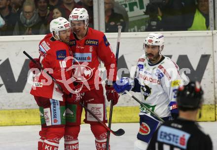EBEL. Eishockey Bundesliga. KAC gegen VSV. Torjubel Andrew Jacob Kozek, Nicholas Eric Petersen (KAC). Klagenfurt, am 13.11.2018.
Foto: Kuess

---
pressefotos, pressefotografie, kuess, qs, qspictures, sport, bild, bilder, bilddatenbank