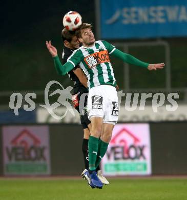 Fussball tipico Bundesliga. RZ Pellets WAC gegen SV Mattersburg. Mario Leitgeb,  (WAC), Philipp Erhardt (SV Mattersburg). Wolfsberg, am 24.11.2018.
Foto: Kuess

---
pressefotos, pressefotografie, kuess, qs, qspictures, sport, bild, bilder, bilddatenbank